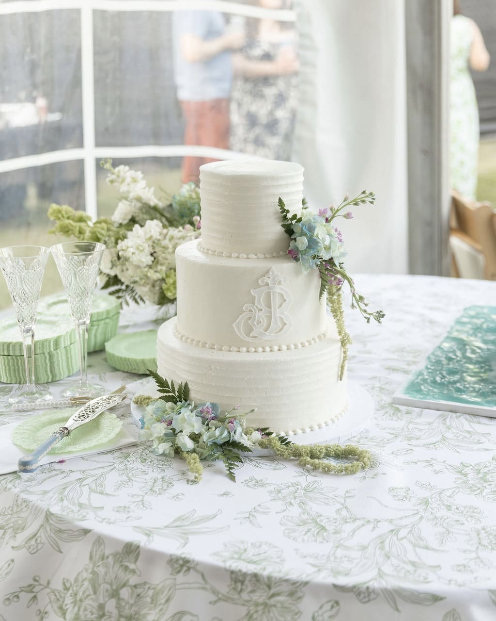 A cake made by a vendor through vanartsdalen events in Savannah GA